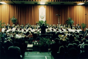 Männerchor Weiler bei Bingen: Geistliches Konzert mit dem Männerchor und Kirchenchor Weiler am 24.11.1984 in der Rhein-Nahe-Halle